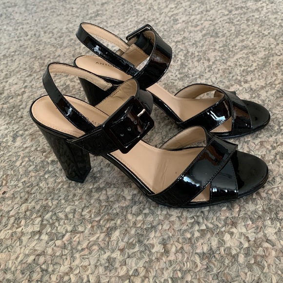 ANTONIO MELANI Black Strappy Heels with Chunky Heel - Picture 2 of 14